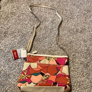 New with tags Relic crossbody bag purse, floral